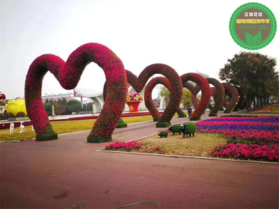 龙亭开封绿雕制作过程乐器乐符绿雕送货上门